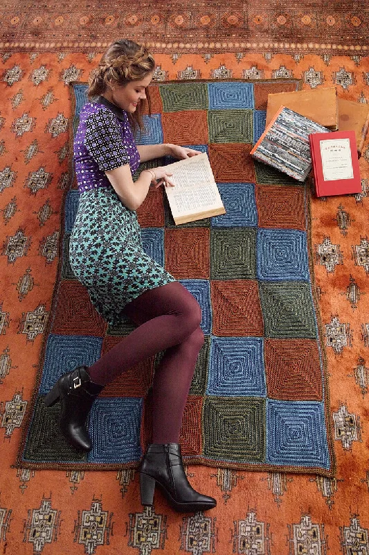 Two Color Square Afghan Pattern (Crochet)