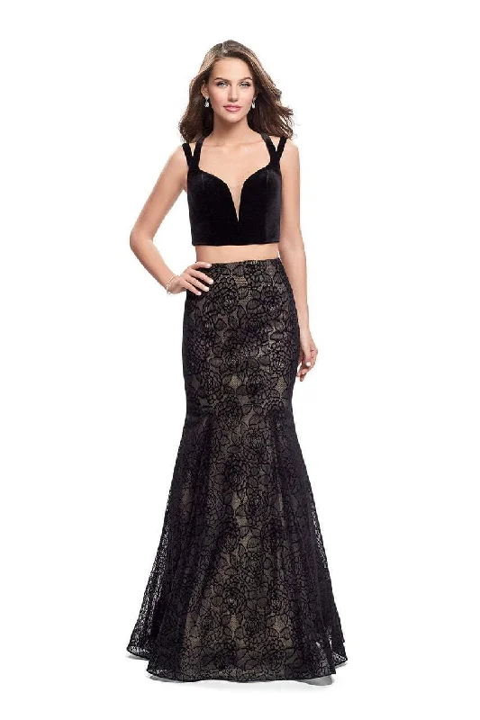La Femme 25772 Bold pattern unclassified dresses